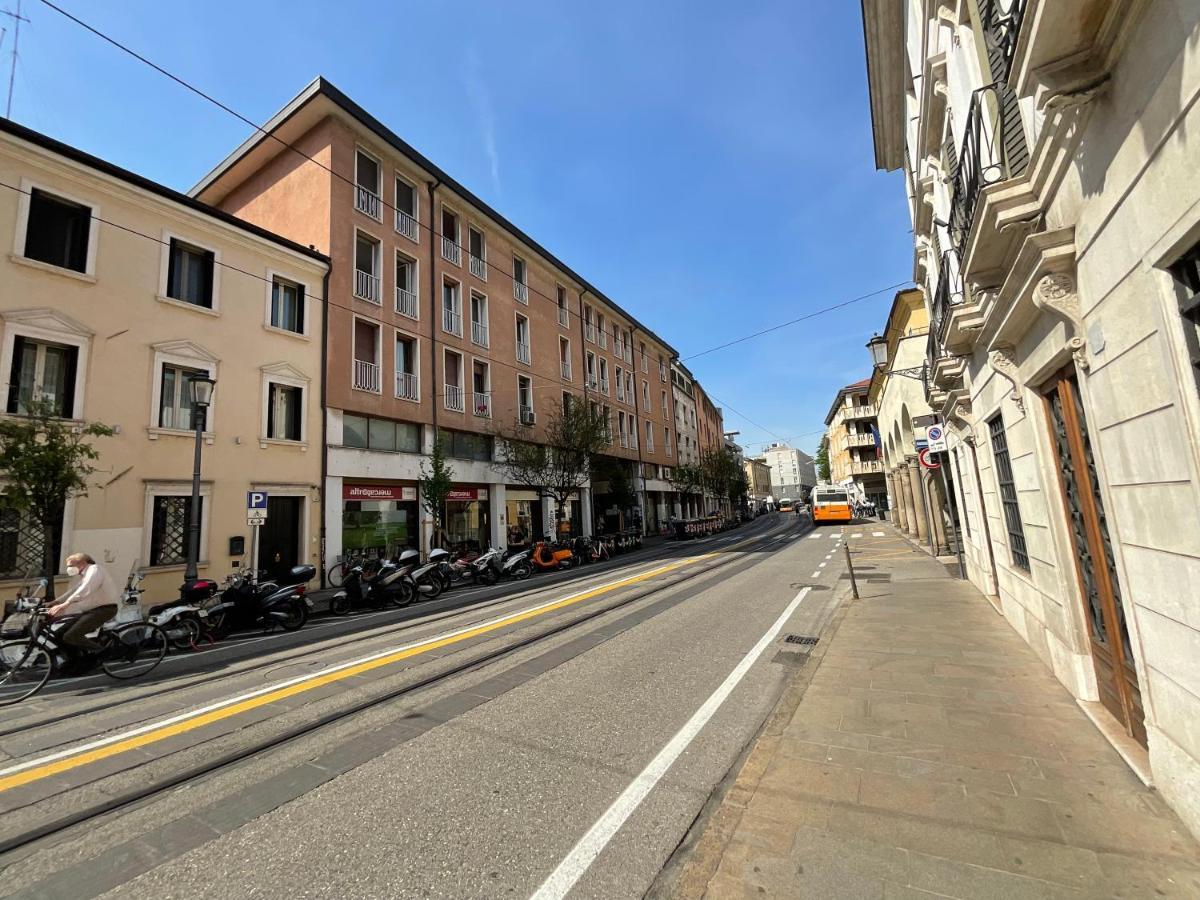 Tito Livio Deluxe Accommodation Padova Bagian luar foto