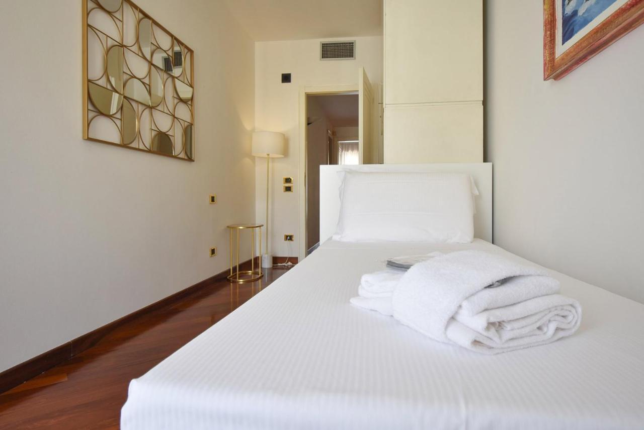 Tito Livio Deluxe Accommodation Padova Bagian luar foto