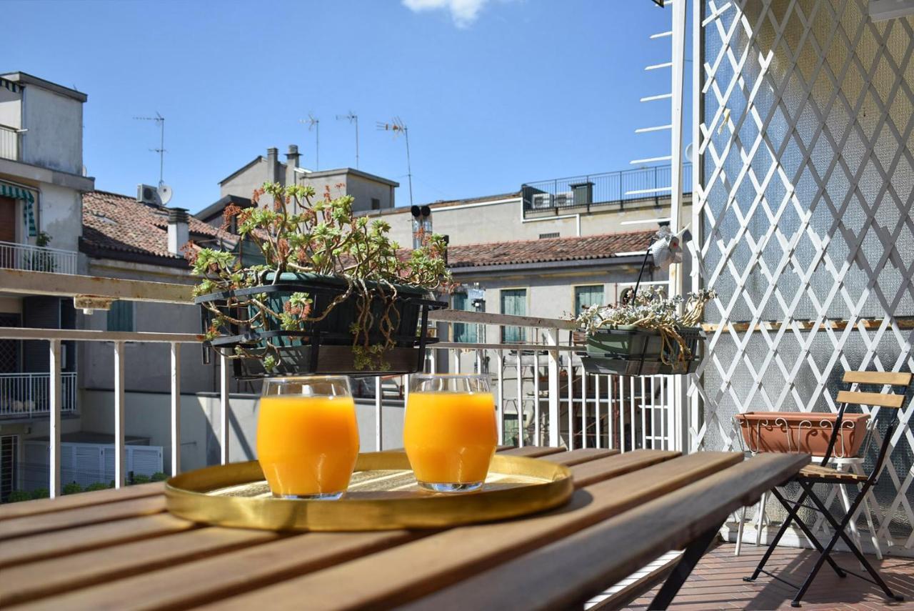 Tito Livio Deluxe Accommodation Padova Bagian luar foto